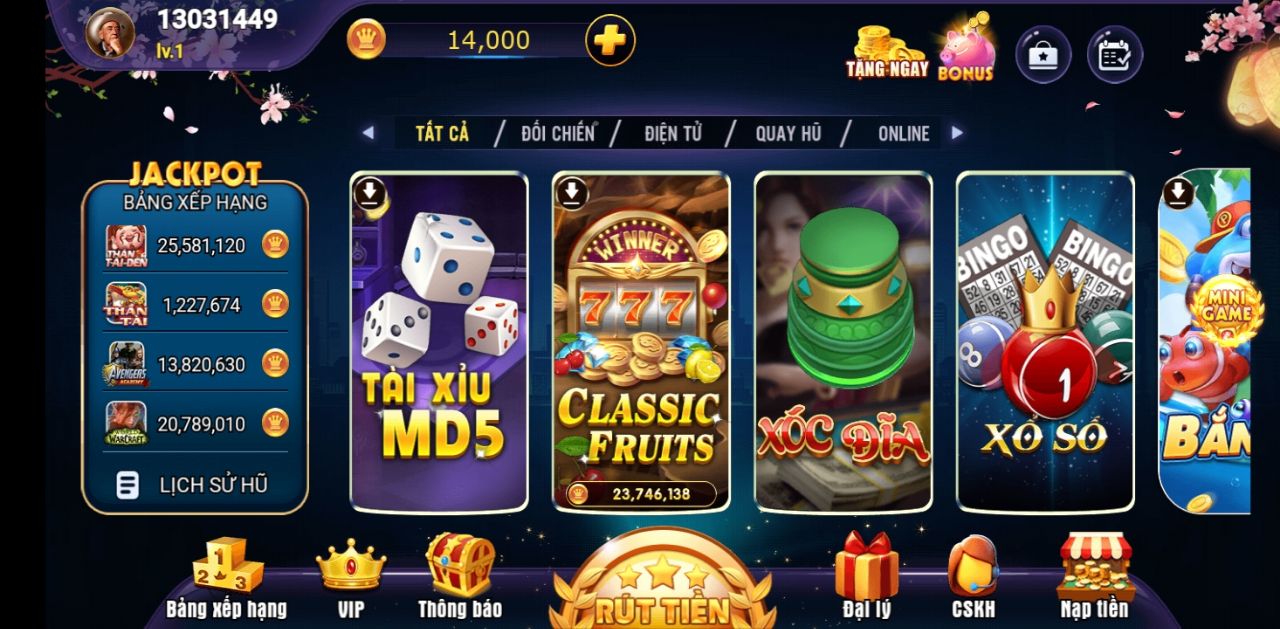 giao diện app game 8us club